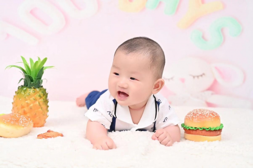 绥化宝宝鼻子喷奶急救处理